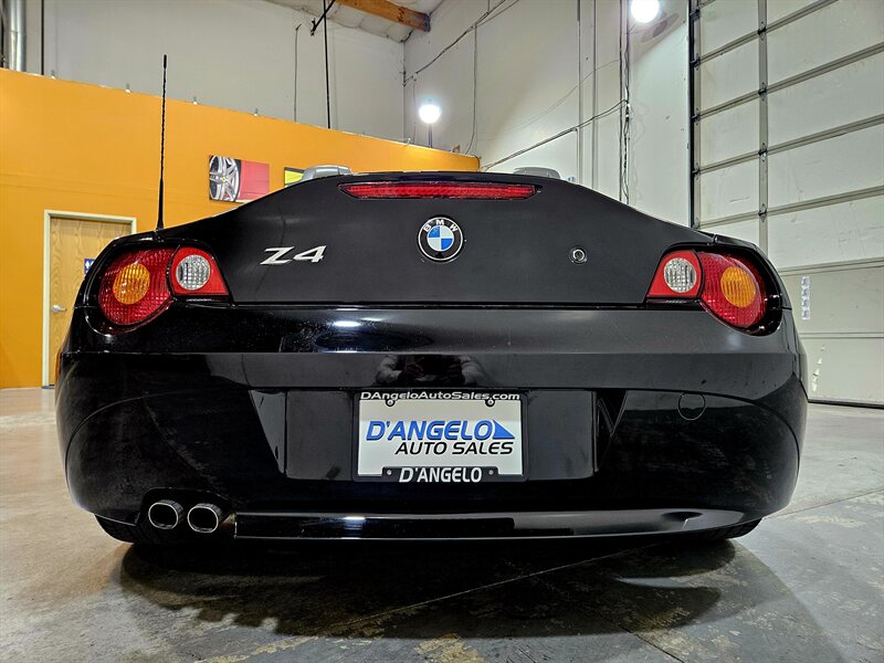 2004 BMW Z4 2.5i   - Photo 6 - Hillsboro, OR 97124