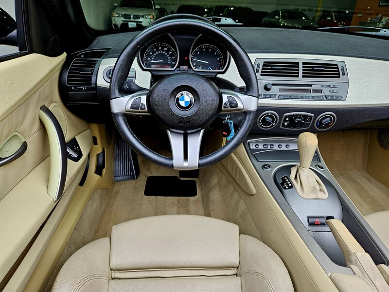2004 BMW Z4 2.5i   - Photo 16 - Hillsboro, OR 97124
