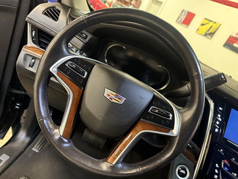 2018 Cadillac Escalade Luxury - Photo 19 - Hillsboro, OR 97124