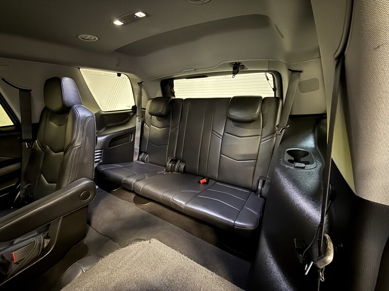 2018 Cadillac Escalade Luxury - Photo 32 - Hillsboro, OR 97124
