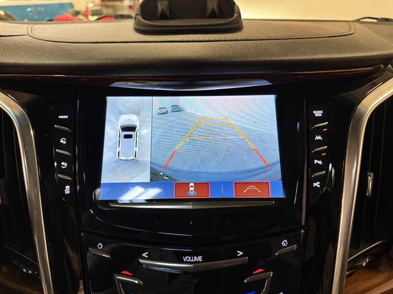 2018 Cadillac Escalade Luxury - Photo 23 - Hillsboro, OR 97124