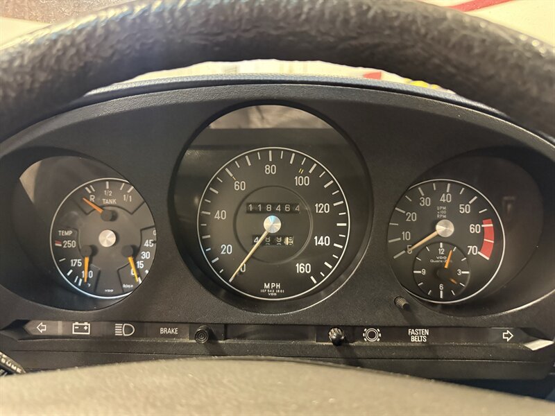 1976 Mercedes-Benz 450SL - Photo 21 - Hillsboro, OR 97124