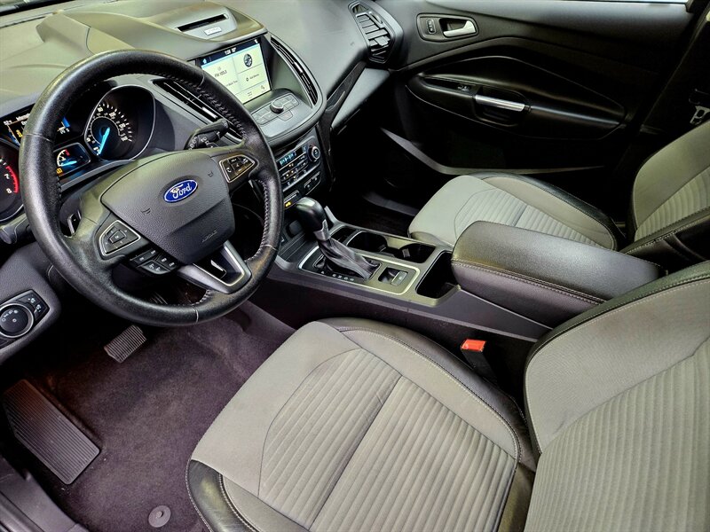 2017 Ford Escape SE   - Photo 18 - Hillsboro, OR 97124