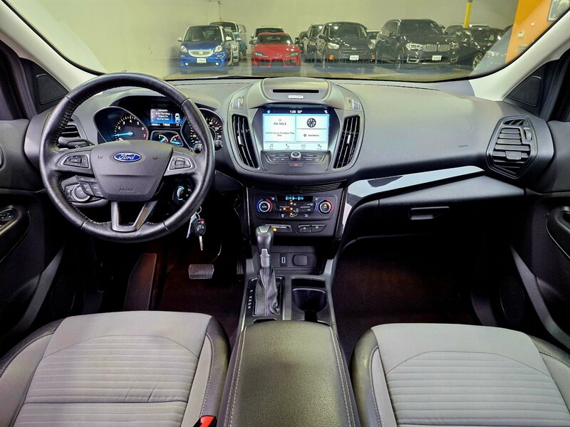 2017 Ford Escape SE   - Photo 15 - Hillsboro, OR 97124