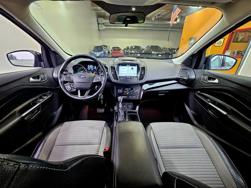 2017 Ford Escape SE   - Photo 17 - Hillsboro, OR 97124
