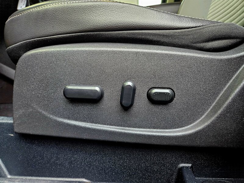 2017 Ford Escape SE   - Photo 32 - Hillsboro, OR 97124