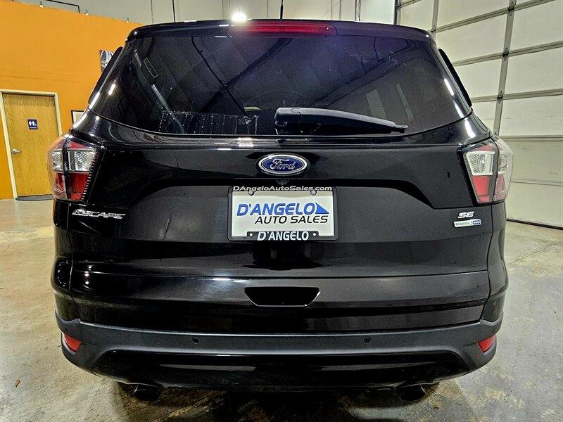 2017 Ford Escape SE   - Photo 7 - Hillsboro, OR 97124
