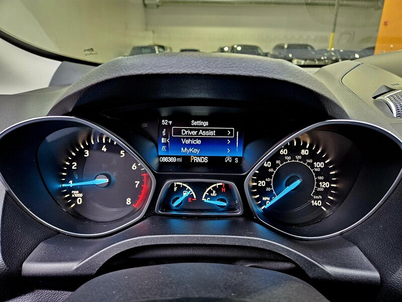 2017 Ford Escape SE   - Photo 22 - Hillsboro, OR 97124