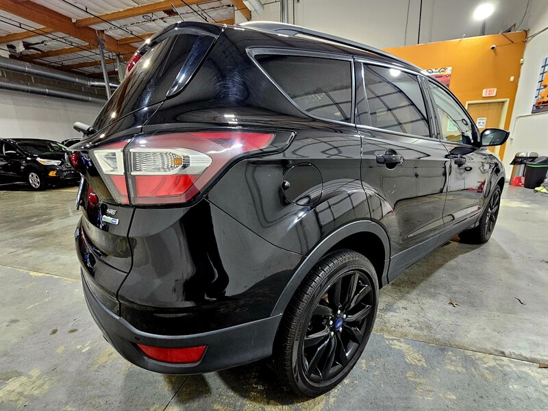 2017 Ford Escape SE   - Photo 8 - Hillsboro, OR 97124