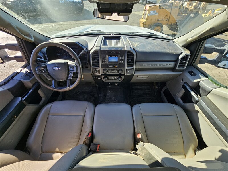 2020 Ford F-550 Super Duty   - Photo 17 - Hillsboro, OR 97124