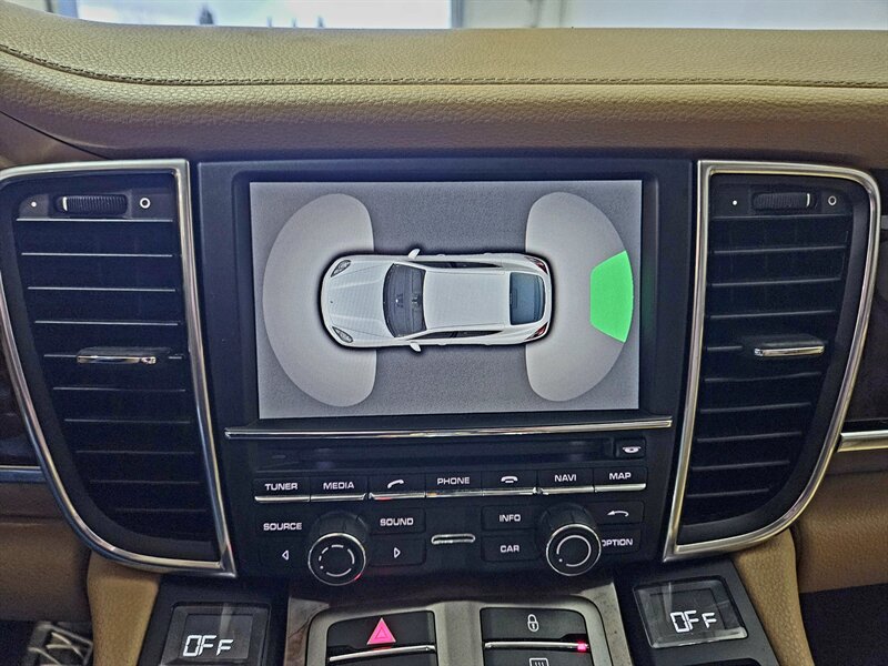 2012 Porsche Panamera   - Photo 36 - Hillsboro, OR 97124