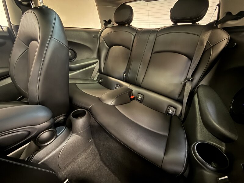 2017 MINI Hardtop 2 Door Cooper - Photo 33 - Hillsboro, OR 97124