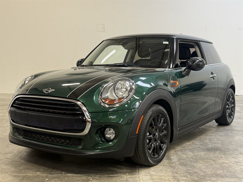 2017 MINI Hardtop 2 Door Cooper - Photo 2 - Hillsboro, OR 97124