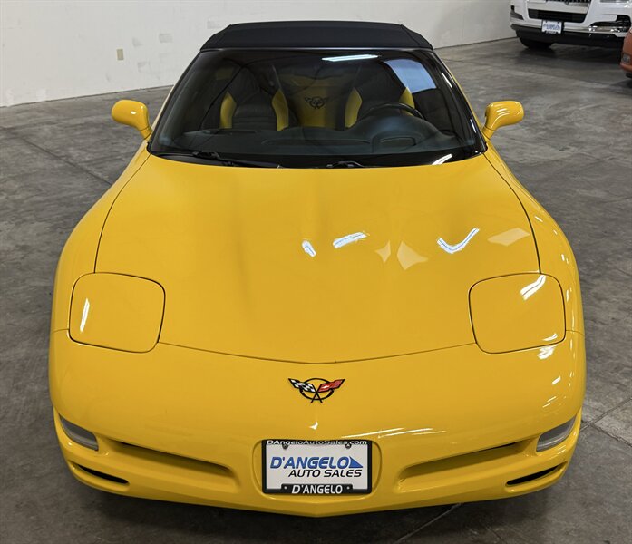 2002 Chevrolet Corvette   - Photo 11 - Hillsboro, OR 97124