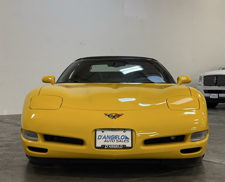 2002 Chevrolet Corvette   - Photo 10 - Hillsboro, OR 97124