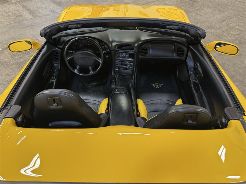 2002 Chevrolet Corvette   - Photo 29 - Hillsboro, OR 97124