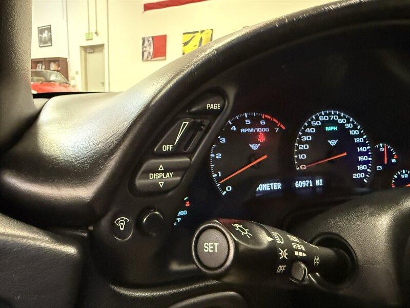 2002 Chevrolet Corvette   - Photo 19 - Hillsboro, OR 97124