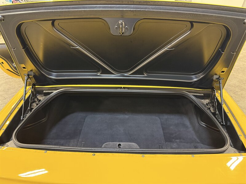 2002 Chevrolet Corvette   - Photo 25 - Hillsboro, OR 97124