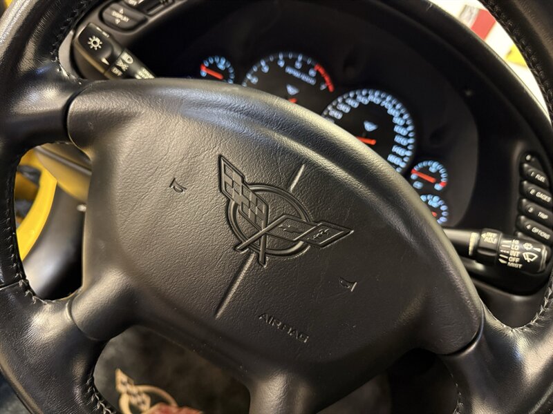 2002 Chevrolet Corvette   - Photo 17 - Hillsboro, OR 97124