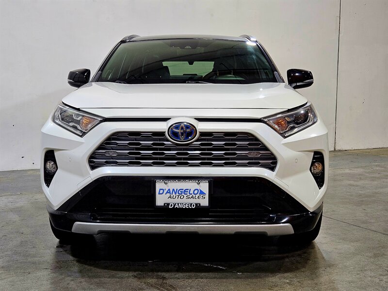 2020 Toyota RAV4 Hybrid XSE   - Photo 10 - Hillsboro, OR 97124