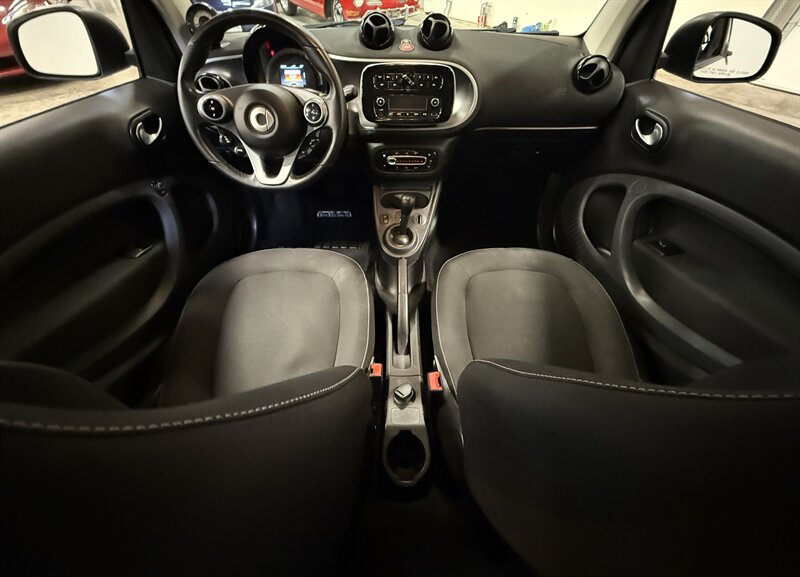 2016 Smart fortwo passion - Photo 15 - Hillsboro, OR 97124