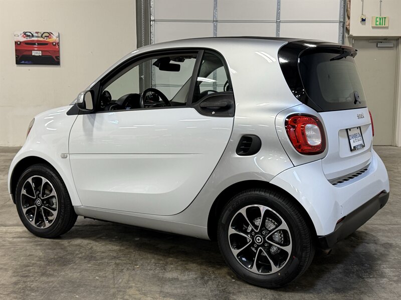 2016 Smart fortwo passion - Photo 5 - Hillsboro, OR 97124