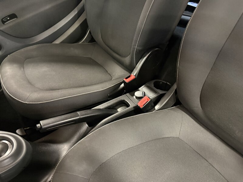2016 Smart fortwo passion - Photo 27 - Hillsboro, OR 97124