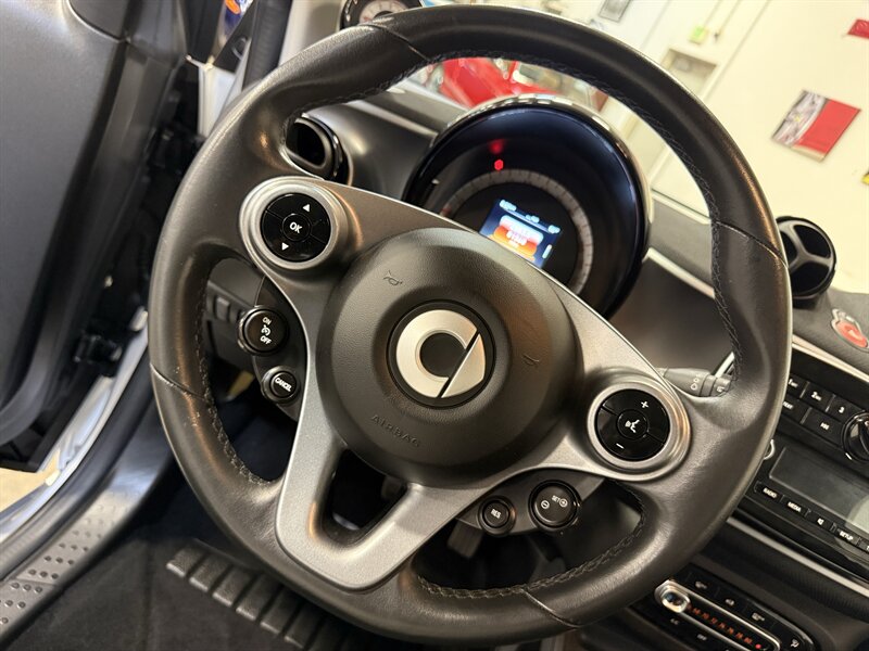 2016 Smart fortwo passion - Photo 20 - Hillsboro, OR 97124
