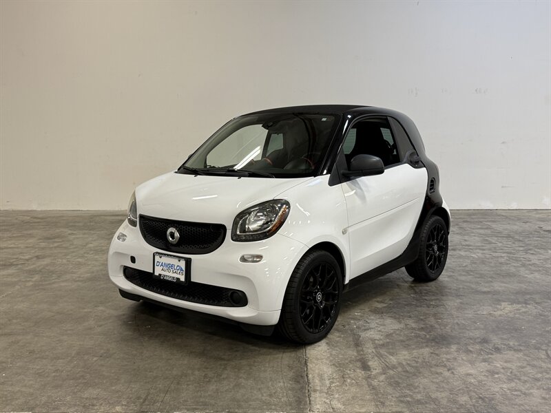 2017 Smart fortwo passion - Photo 4 - Hillsboro, OR 97124