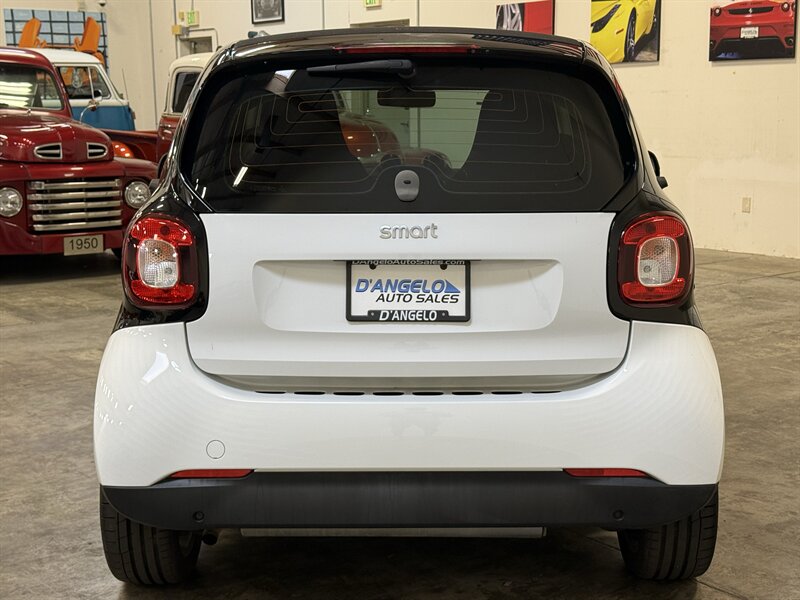 2017 Smart fortwo passion - Photo 7 - Hillsboro, OR 97124