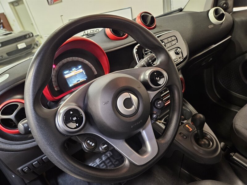 2017 Smart passion   - Photo 25 - Hillsboro, OR 97124