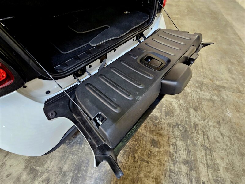 2017 Smart passion   - Photo 36 - Hillsboro, OR 97124