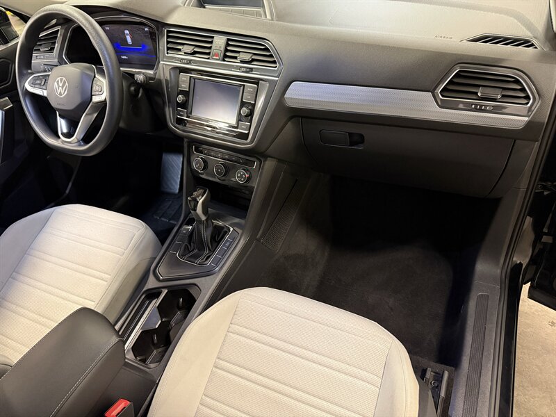 2023 Volkswagen Tiguan S - Photo 2 - Hillsboro, OR 97124