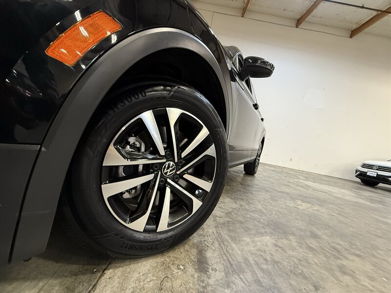 2023 Volkswagen Tiguan S - Photo 12 - Hillsboro, OR 97124
