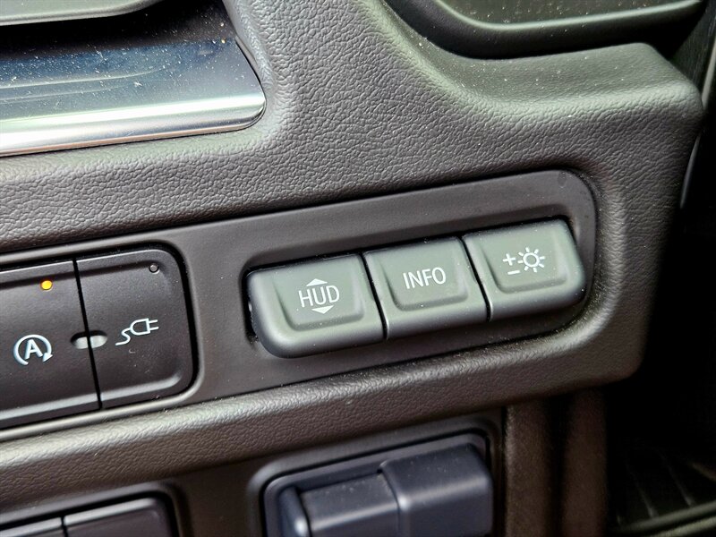 2021 GMC Yukon AT4 - Photo 21 - Hillsboro, OR 97124