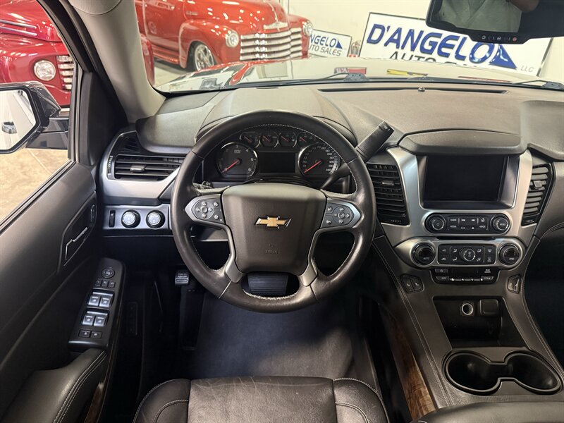 2019 Chevrolet Suburban LT - Photo 18 - Hillsboro, OR 97124