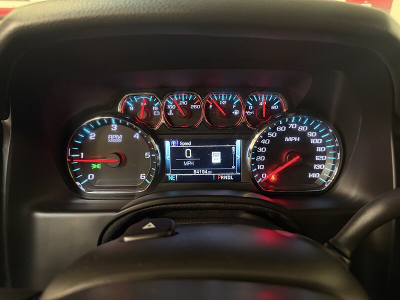 2019 Chevrolet Suburban LT - Photo 24 - Hillsboro, OR 97124