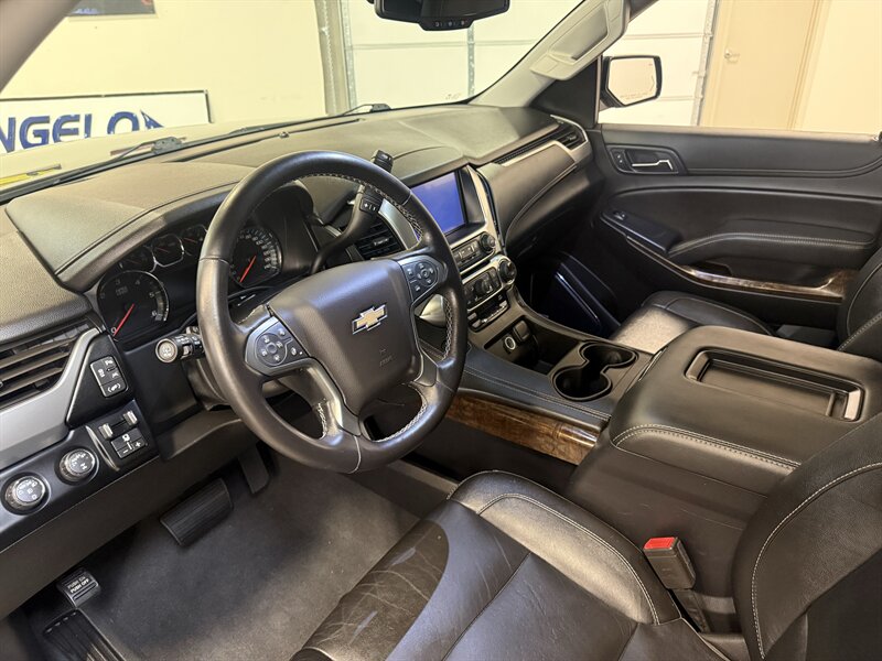 2019 Chevrolet Suburban LT - Photo 20 - Hillsboro, OR 97124