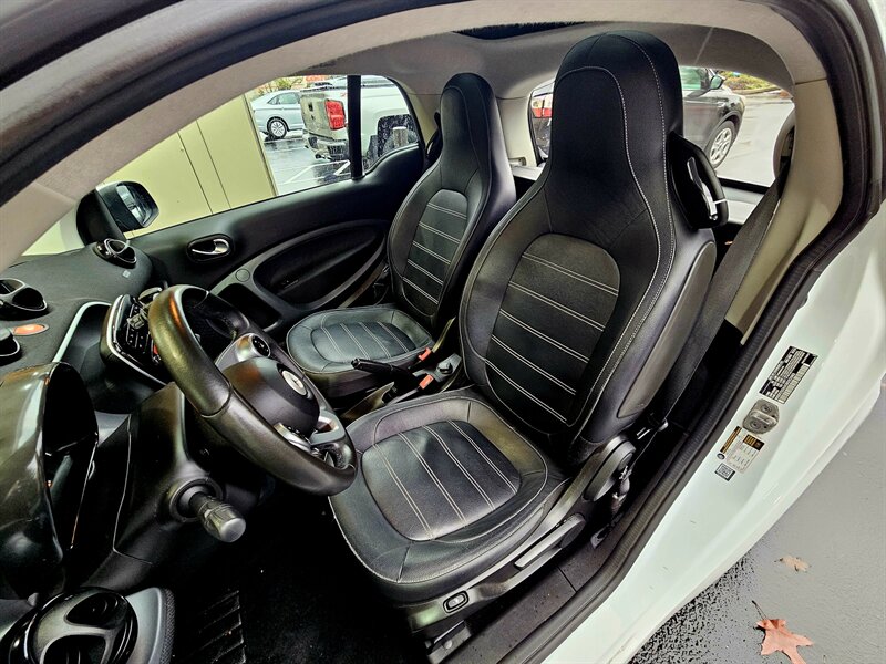 2016 Smart fortwo pure - Photo 31 - Hillsboro, OR 97124