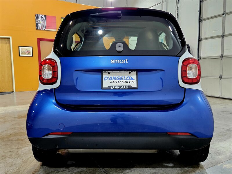2016 Smart fortwo pure - Photo 7 - Hillsboro, OR 97124
