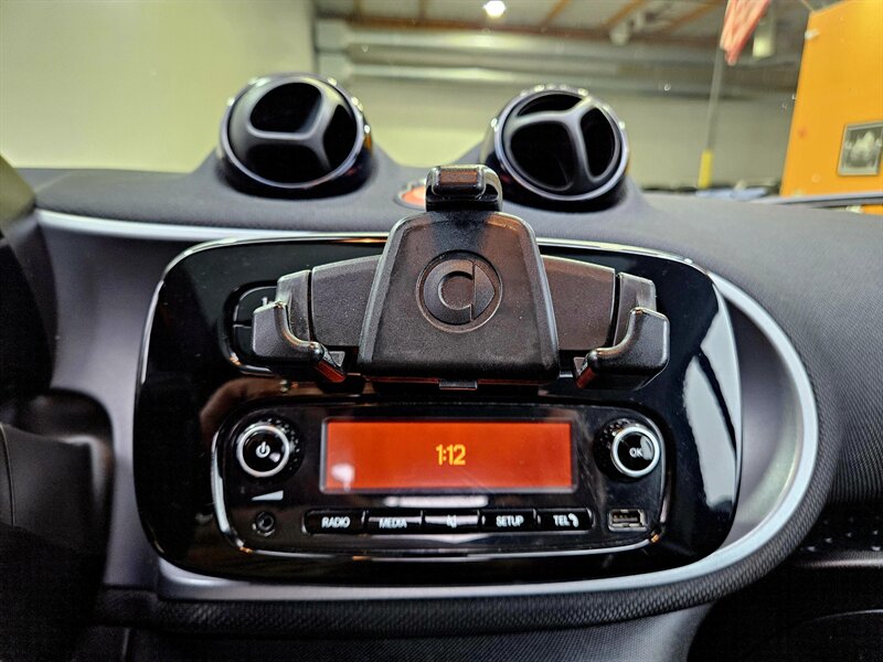 2016 Smart fortwo pure - Photo 26 - Hillsboro, OR 97124