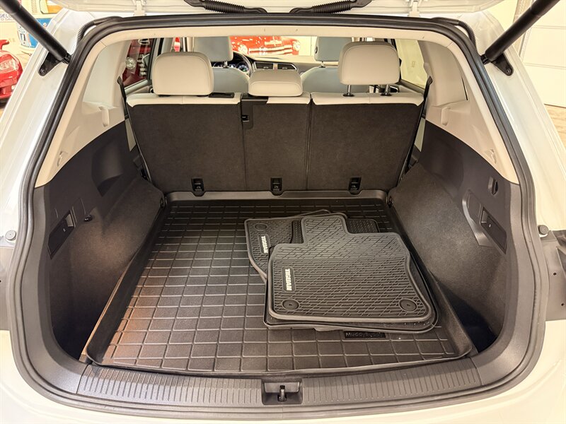 2018 Volkswagen Tiguan 2.0T SEL 4Motion - Photo 31 - Hillsboro, OR 97124