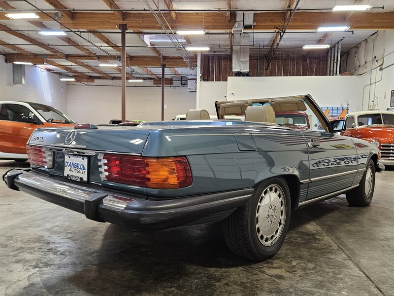 1988 Mercedes-Benz 560 SL - Photo 7 - Hillsboro, OR 97124