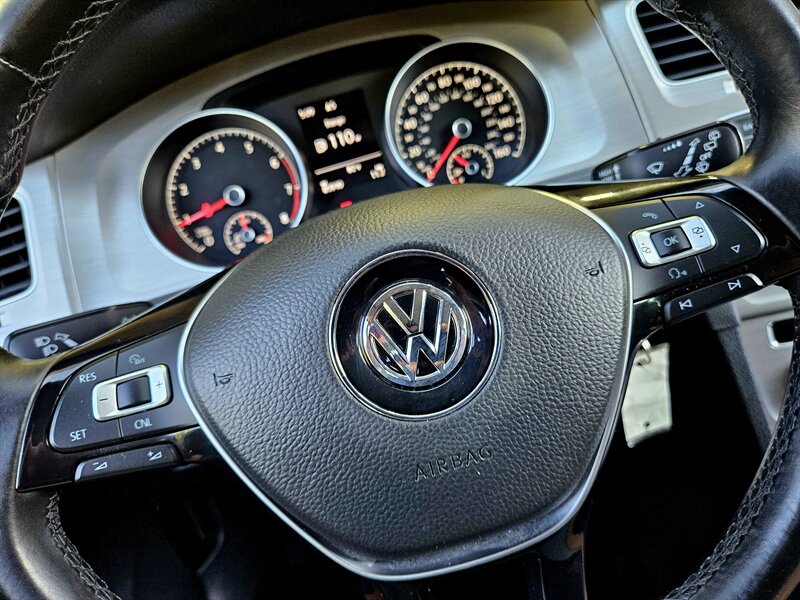 2016 Volkswagen Golf TSI S - Photo 19 - Hillsboro, OR 97124