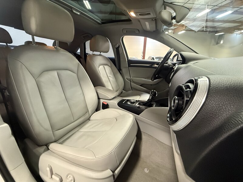 2015 Audi A3 2.0T quattro Premium Plus - Photo 14 - Hillsboro, OR 97124