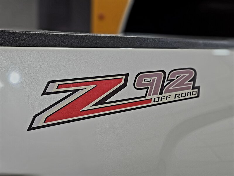 2015 Chevrolet Silverado 1500 LT Z71 - Photo 16 - Hillsboro, OR 97124