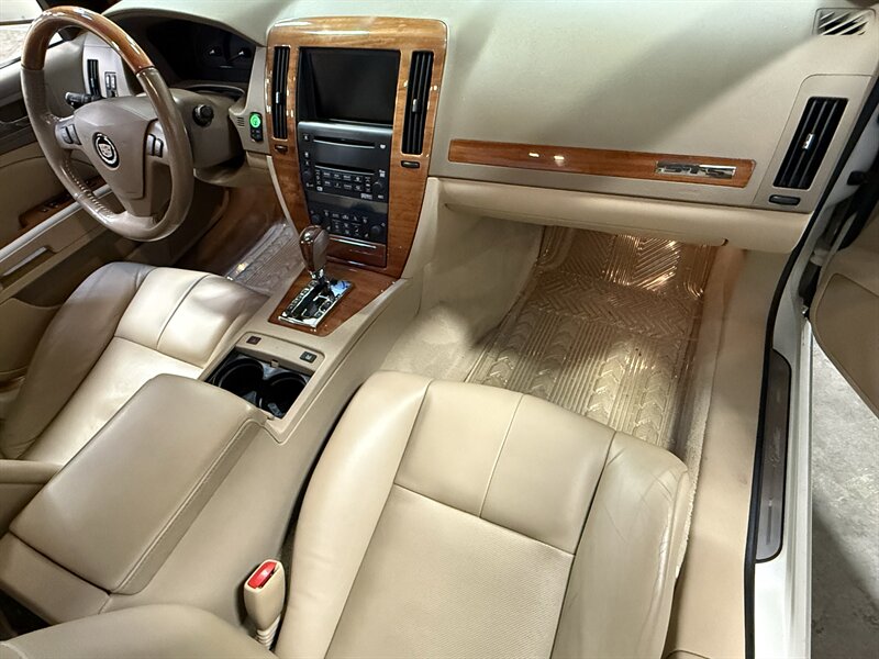 2006 Cadillac STS V8   - Photo 2 - Hillsboro, OR 97124