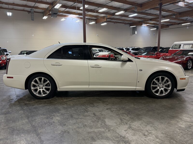 2006 Cadillac STS V8   - Photo 9 - Hillsboro, OR 97124
