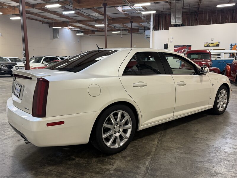 2006 Cadillac STS V8   - Photo 8 - Hillsboro, OR 97124