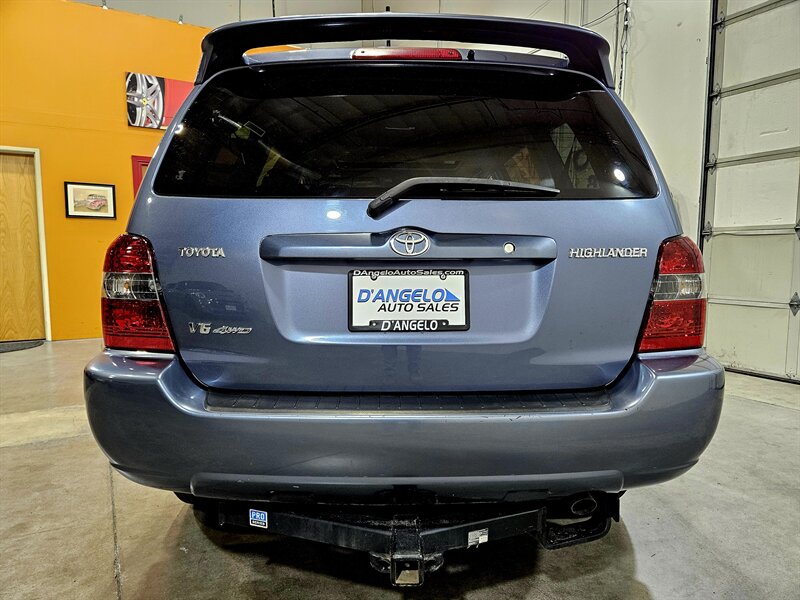2004 Toyota Highlander - Photo 5 - Hillsboro, OR 97124
